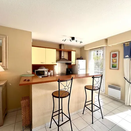 Confort 4 Pers, Proche Et Centre, Parking Inclus - Raphael Apartment